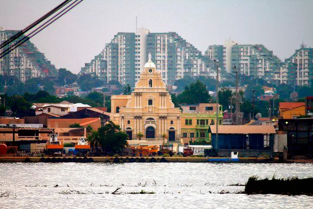 Se robaron la corona de Virgen La Milagrosa en Maracaibo - NotiAhora